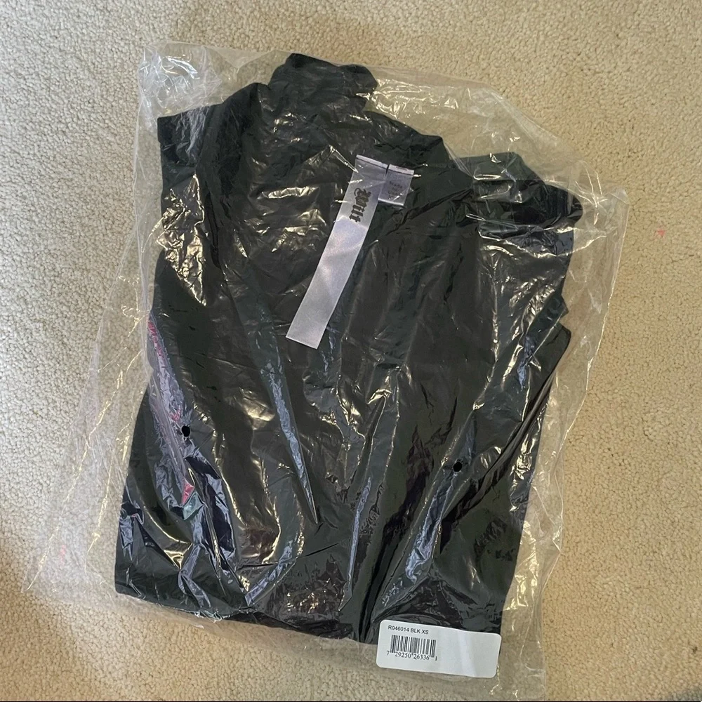 NWOT ~ WILT PUFF SLEEVE SHIRT - Picture 8 of 8